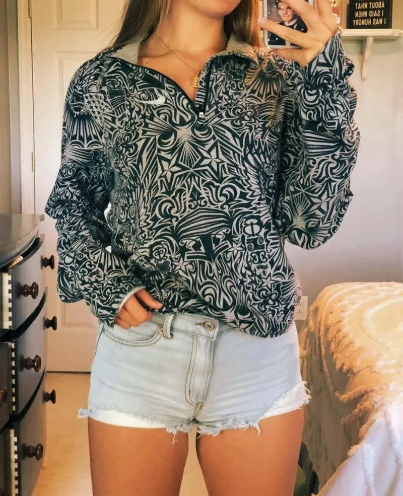 Nike Pattered Pullover - Image 2