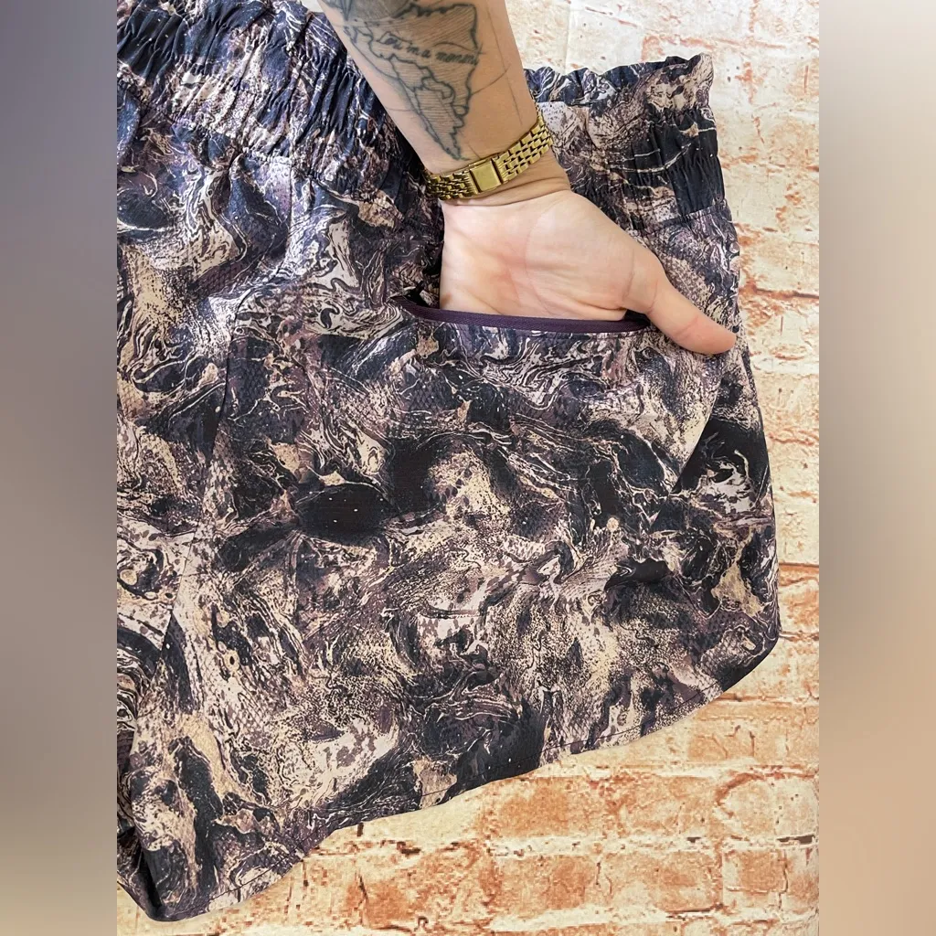 Women's Purple Digital Print Camouflage Running Shorts Brown Size L - Image 5