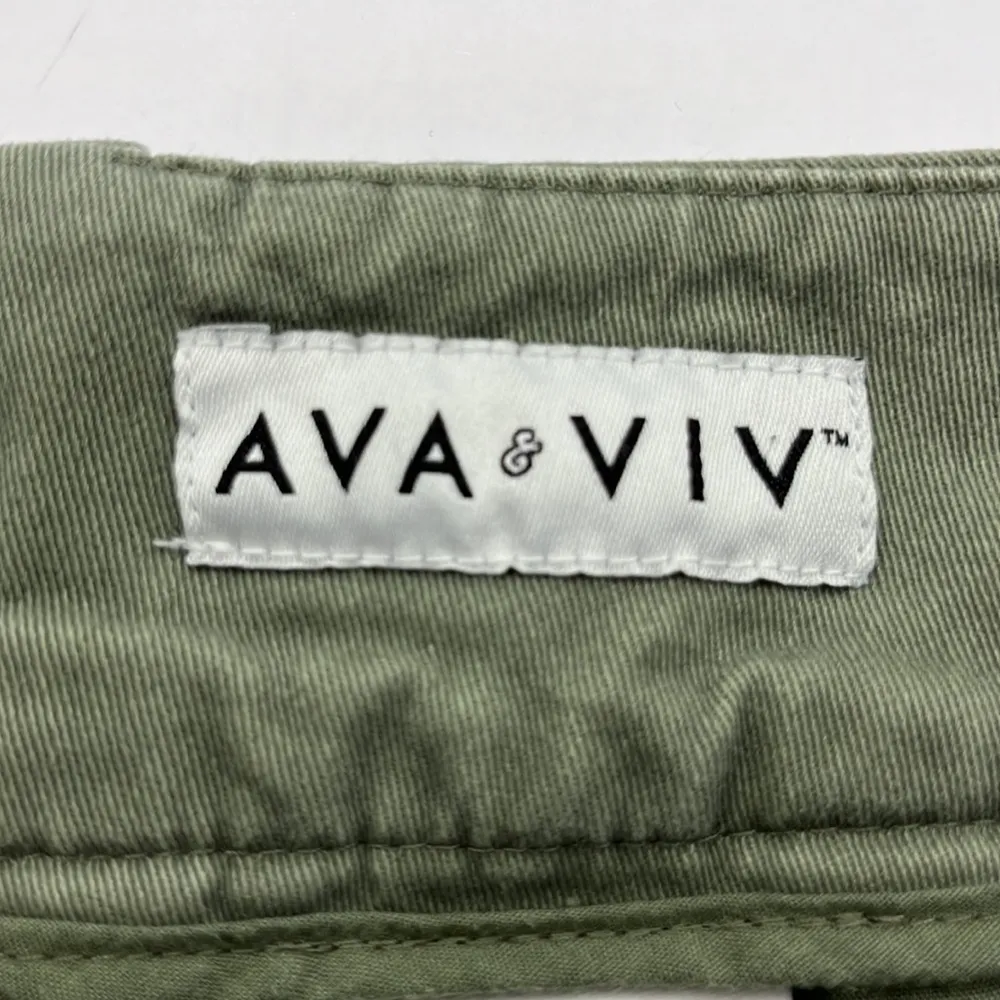 Ava Viv Shorts Size 16W - Image 8