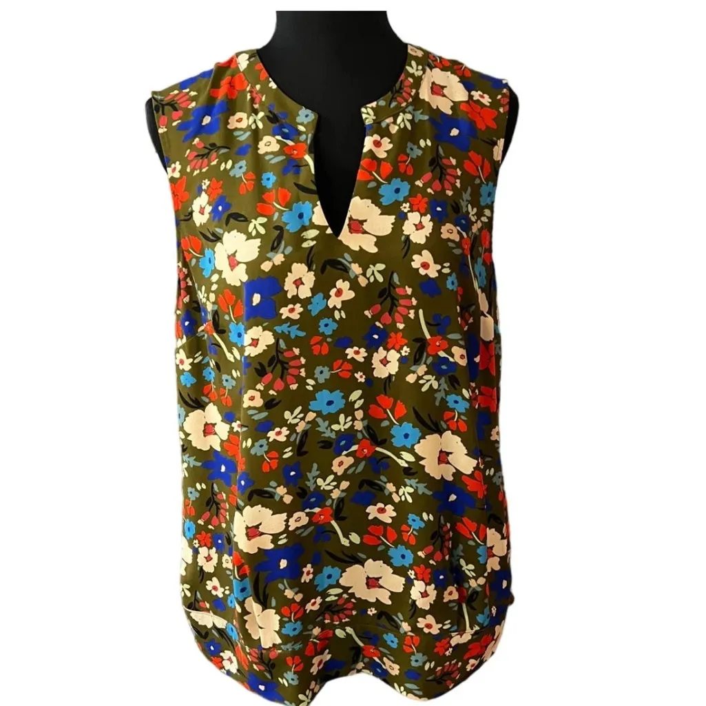 Medium Cabi Wild Flowers Print Chiffon Sleeveless Shirt, Blouse, Top, Tunic - Image 2