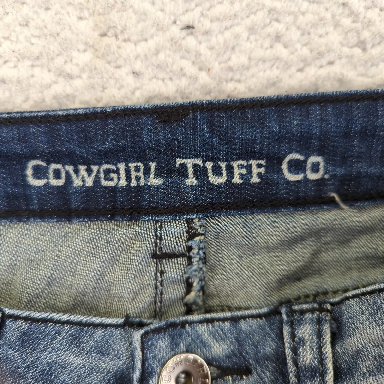 Cowgirl Tuff Don't Fence Me In Distressed Jeans Womens Bootcut Medium Wash 31x31 Blue Size 31 - Image 5