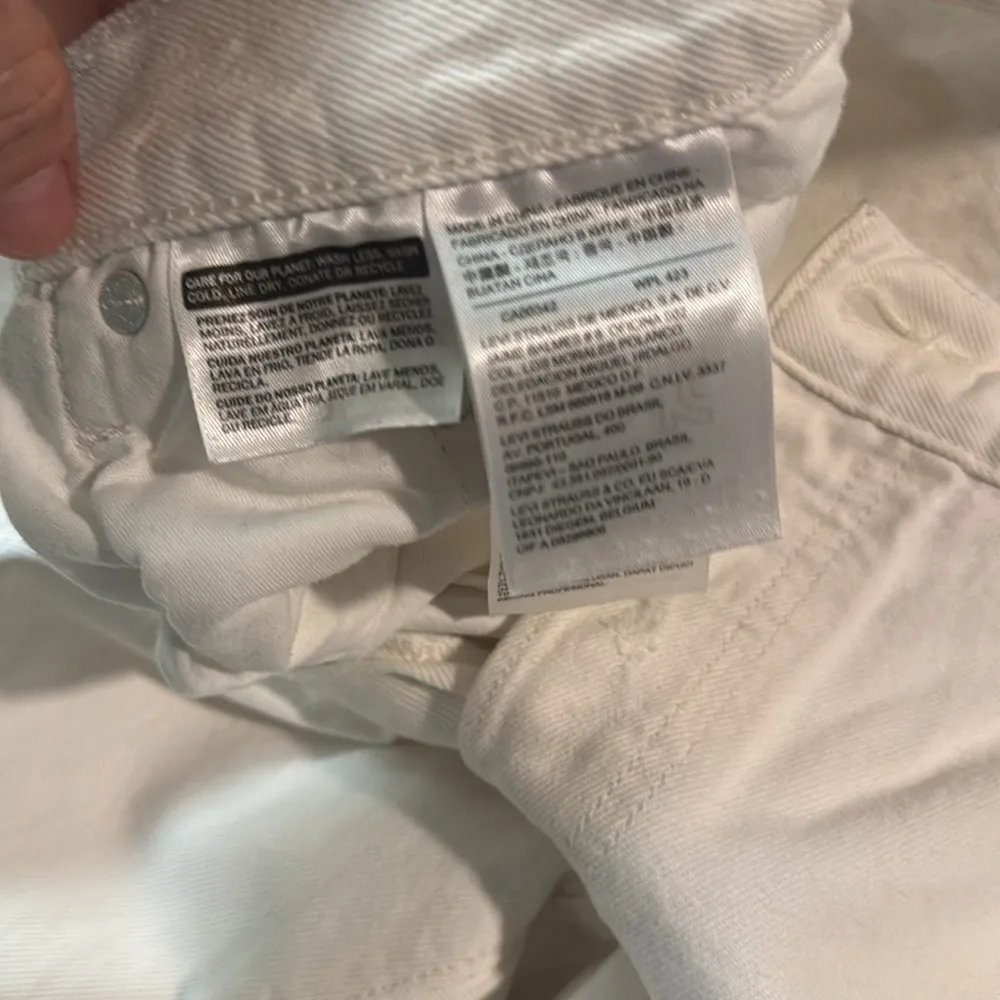 White 501 ct size 29 jeans distressed - Image 7