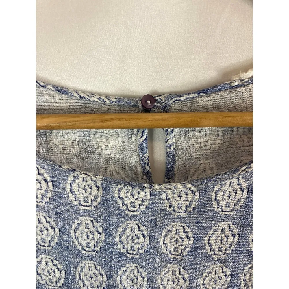 Lush Patterned Crop Top Size Small - Image 3