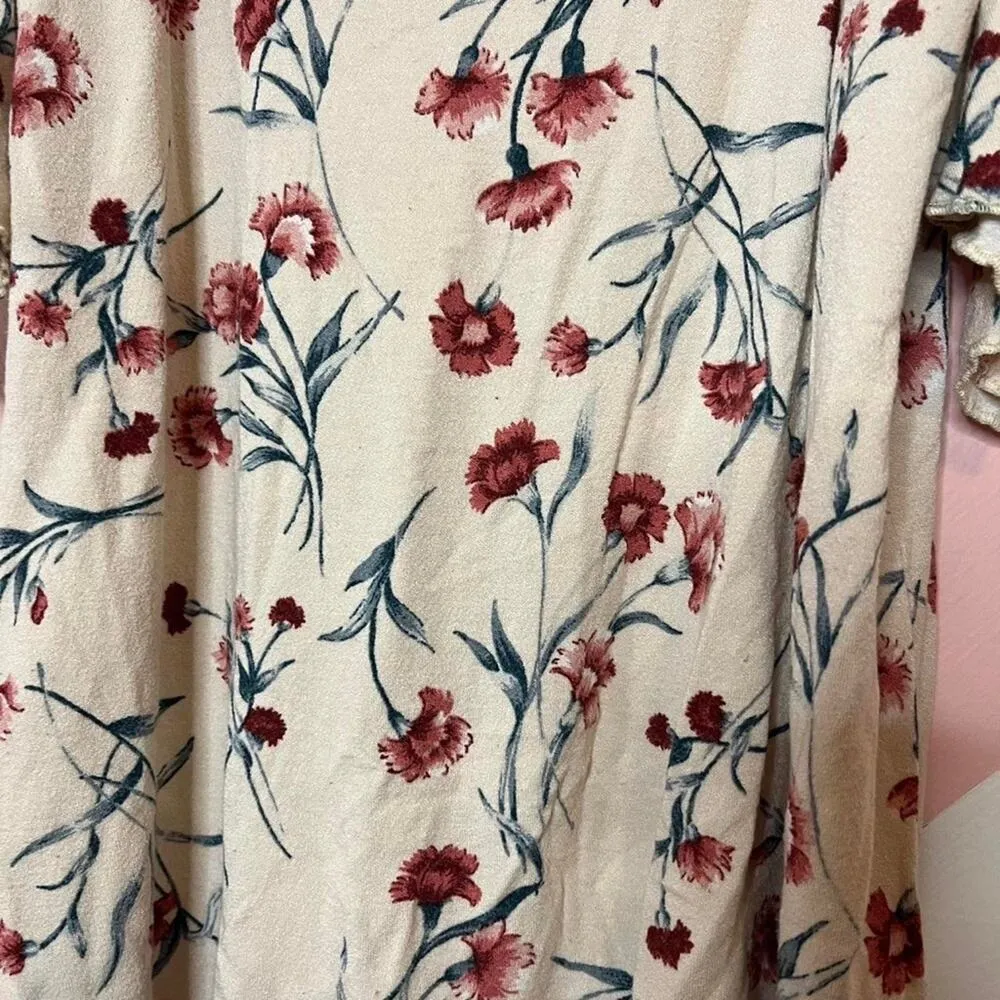 American Eagle Outfitters Floral Cold Shoulder Top Romantic Date Size Small - Image 8