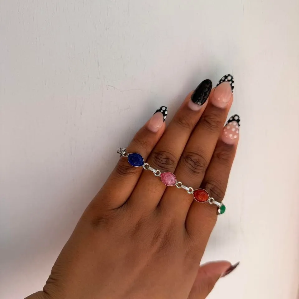 SILVER TONE SCARAB LINK BRACELET - Image 6