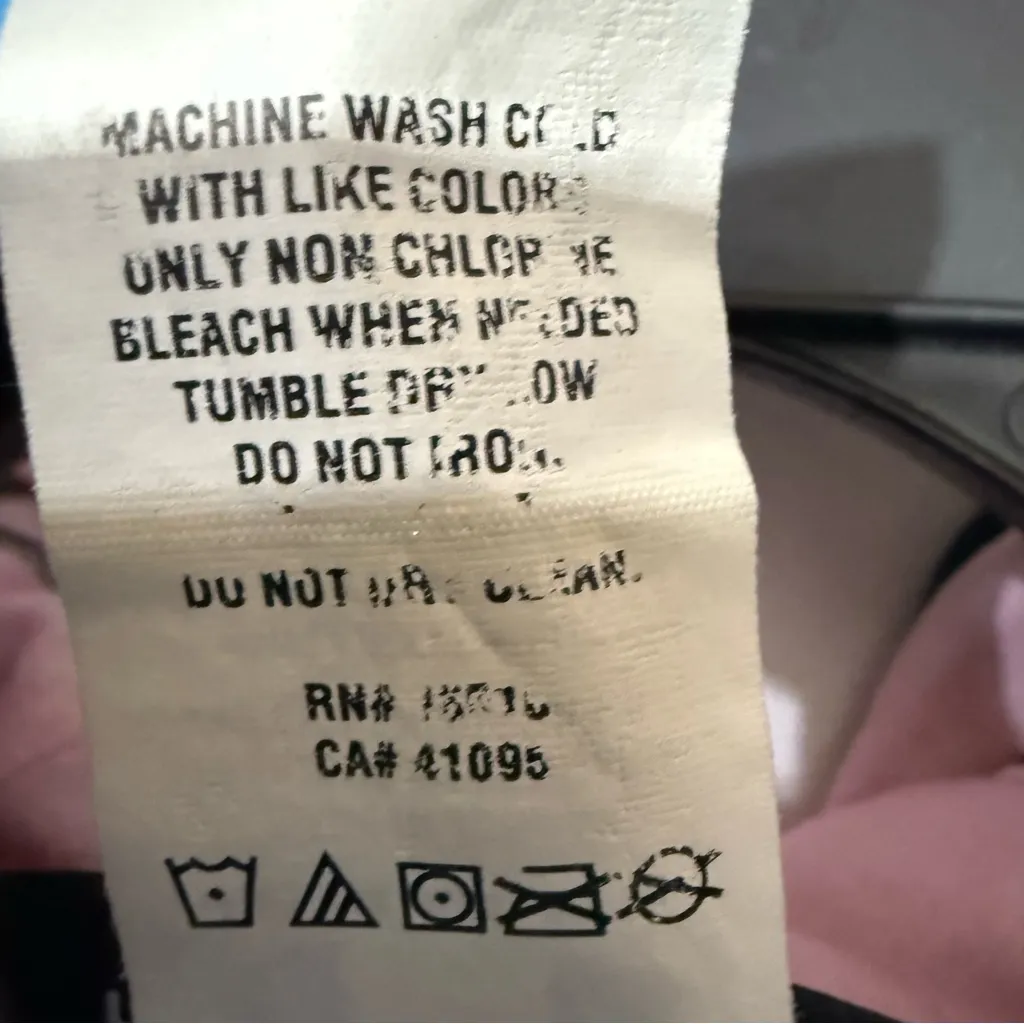 Under Armour Storm Pink and Black Semi-Fitted Camo Hoodie Size XL - Image 7