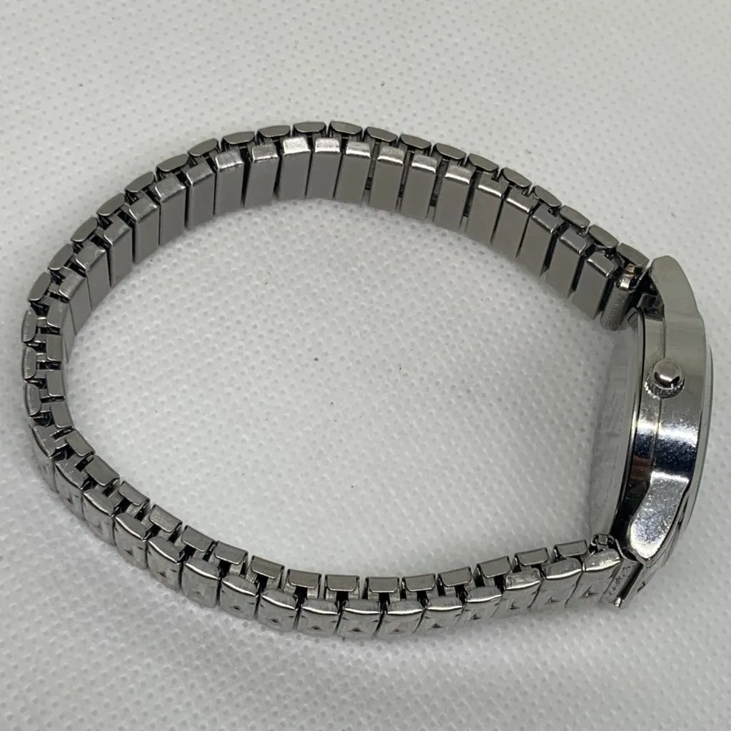 Women’s Accutime wrist watch silver tone 28mm round quartz analog running - Image 6