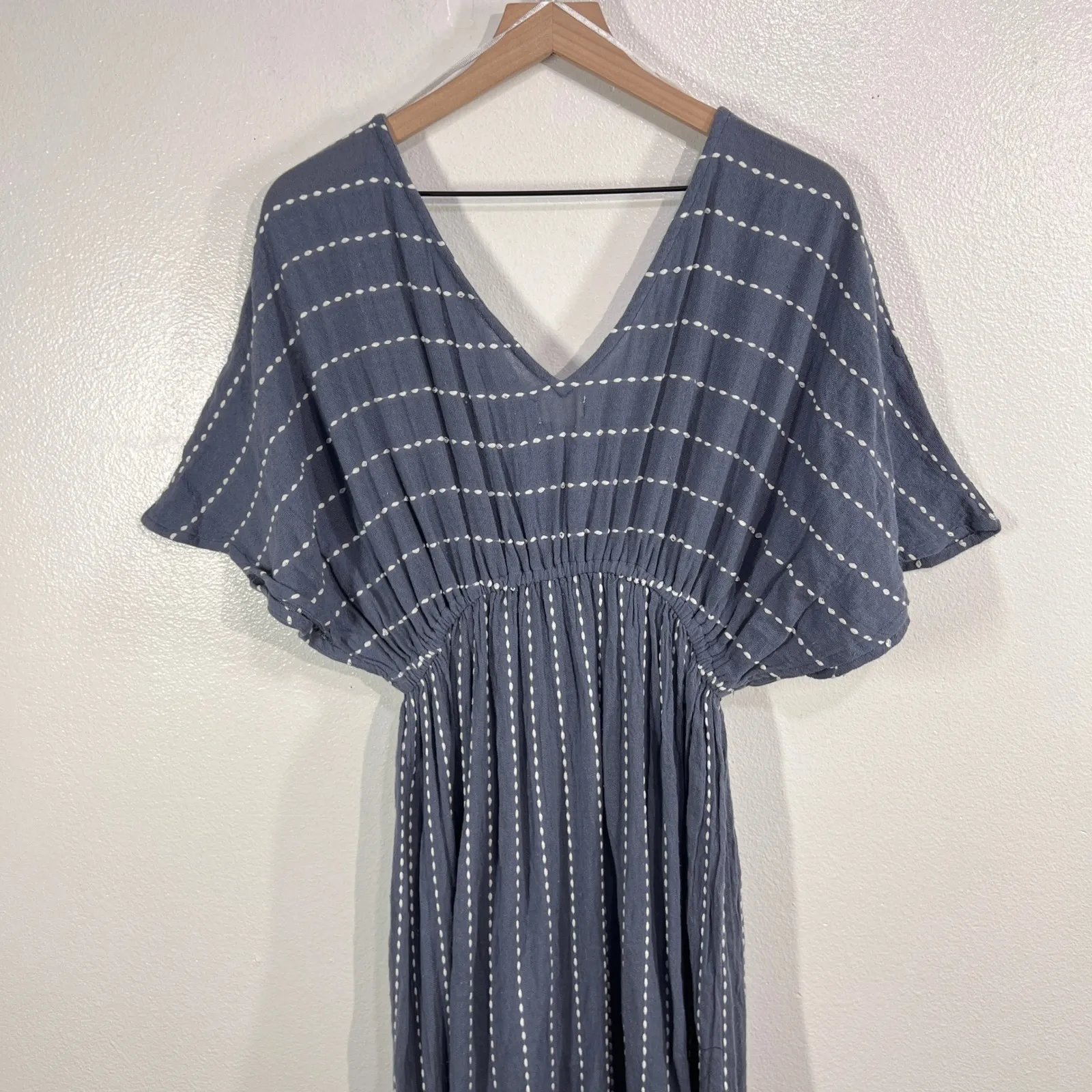 World Market Mira Blue & White Dash Stripe Kaftan DressButterfly Sleeve Smocked Size undefined - Image 4