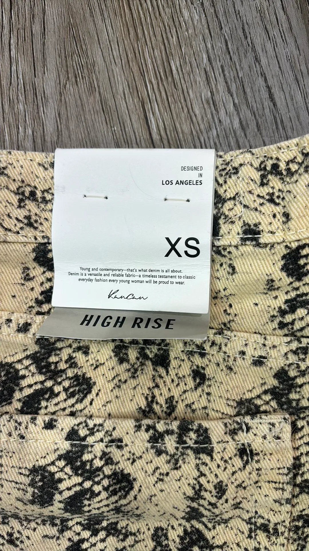 Snake print Jean Shorts  - Image 3