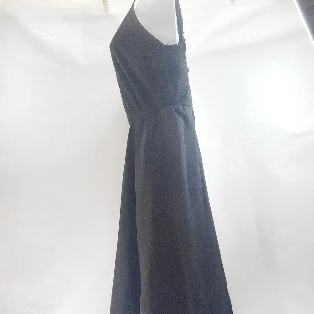 Vanity lace mini halter dress size small - Image 2