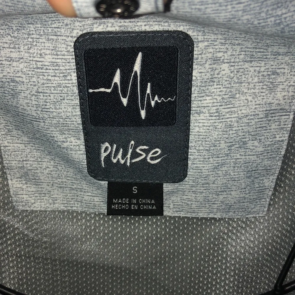 Pulse  Womens Size small Soft Shell Hooded Jacket rain jacket outdoor coa…​ - Image 6