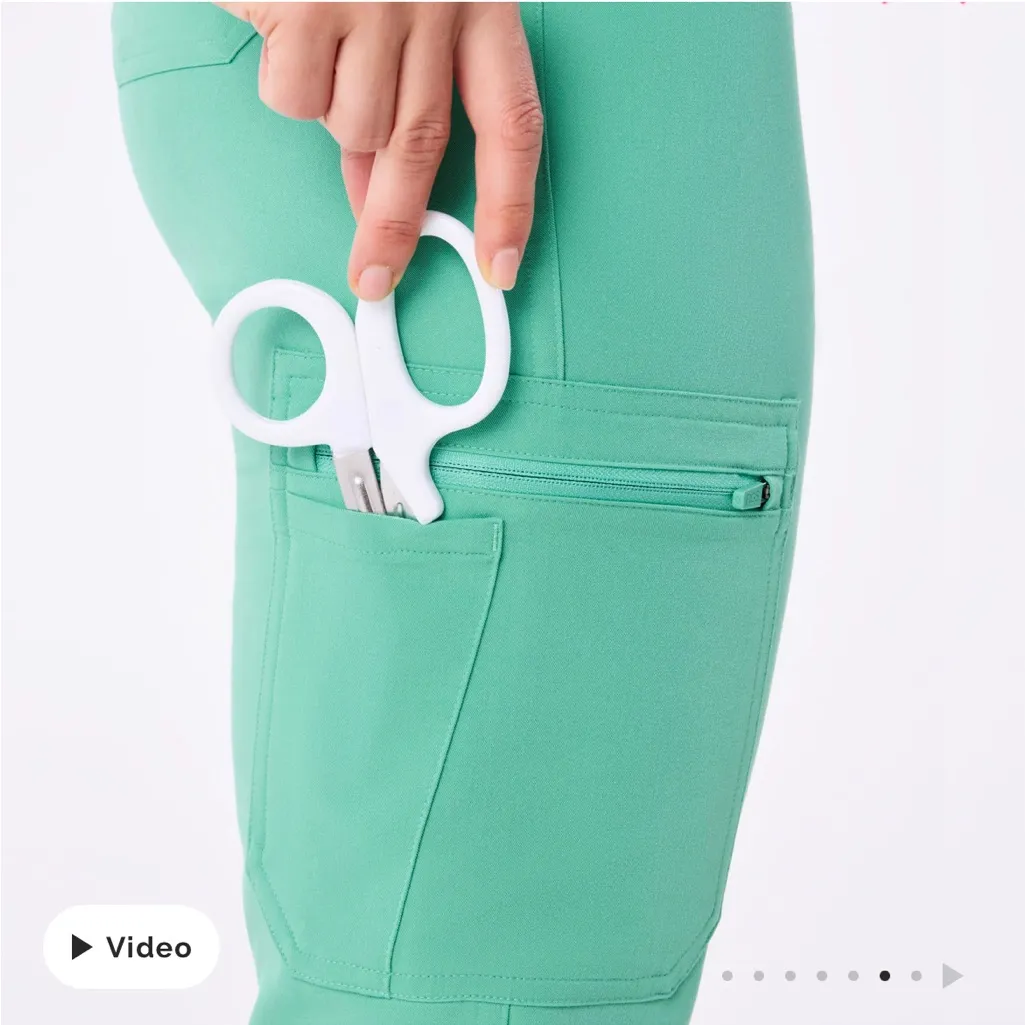 Figs Surgical Green High Waisted Yola Scrub Pants M/P - Image 5