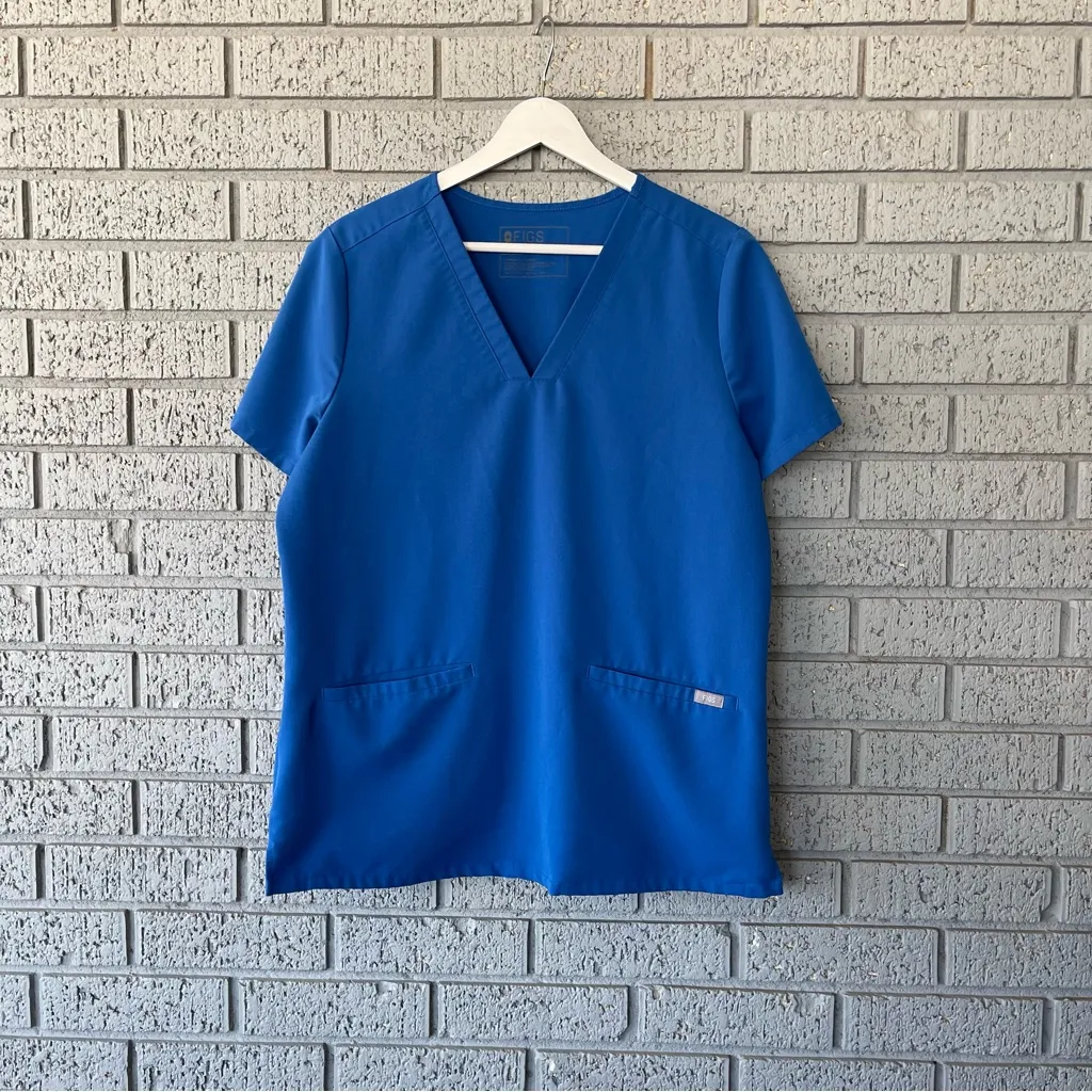 Figs Casma Three-Pocket Scrub Top Royal Blue Size Medium - Image 3