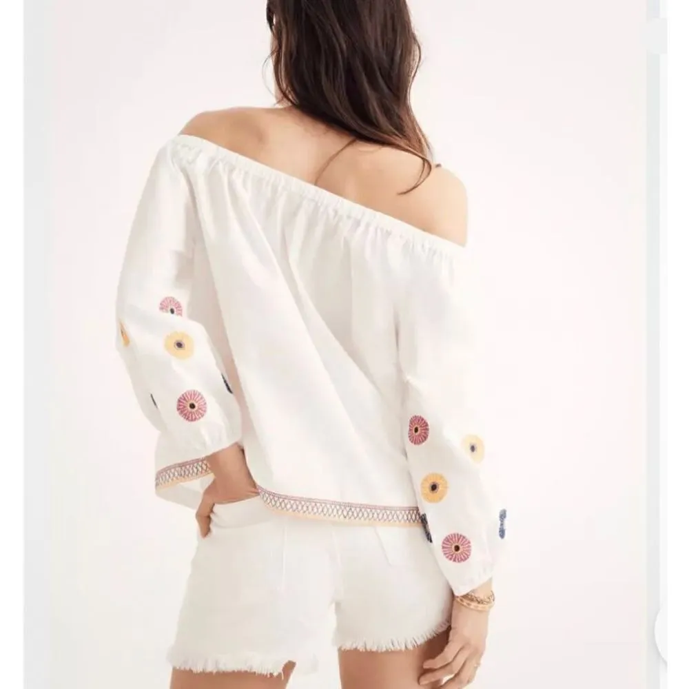 NWT Madewell Women’s Embroidered Off the Shoulder Top White Long Balloon Sleeve - Image 2