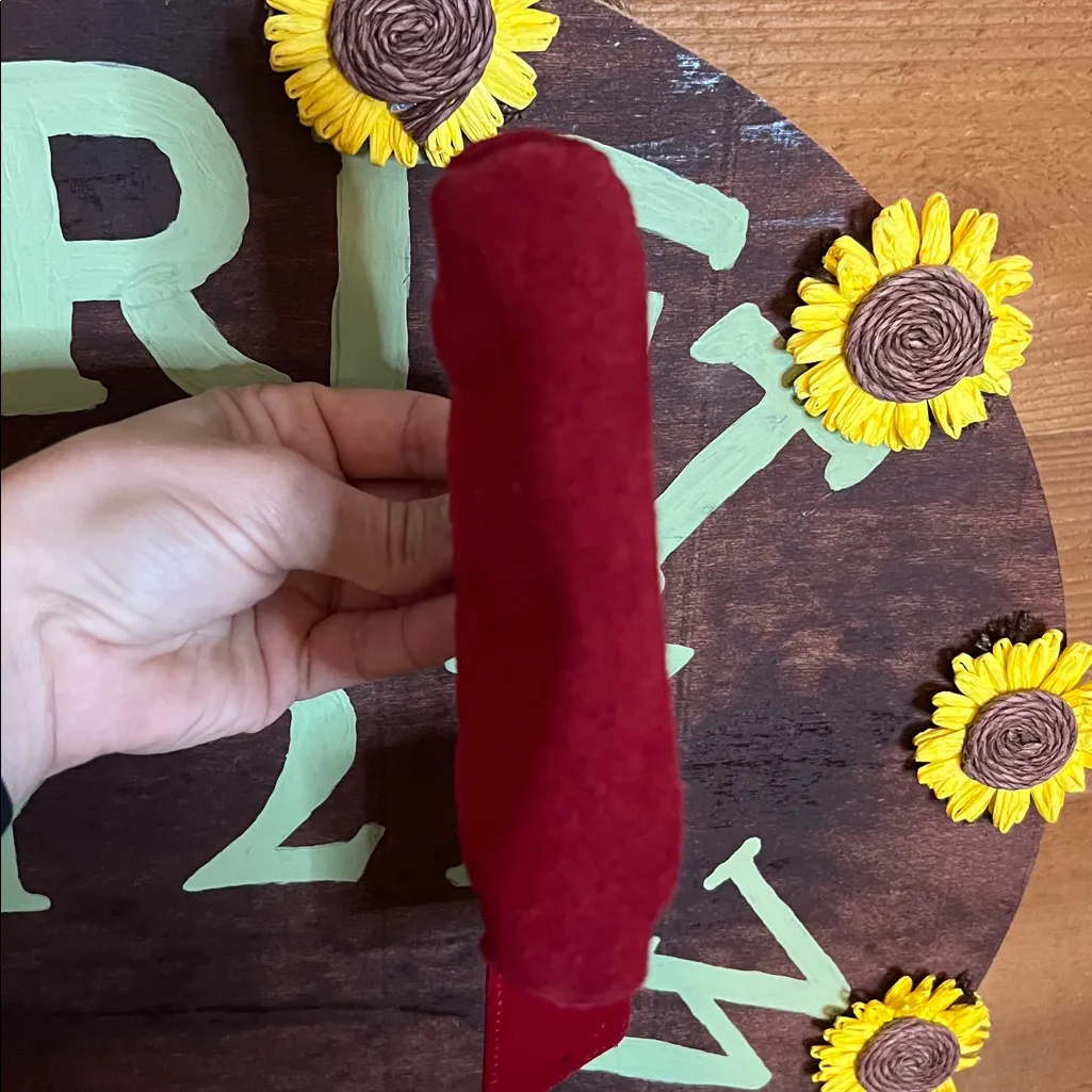 Vintage Étienne Aigner Suède Cowhide Leather Coin Purse Paisley Embroidered Red - Image 5