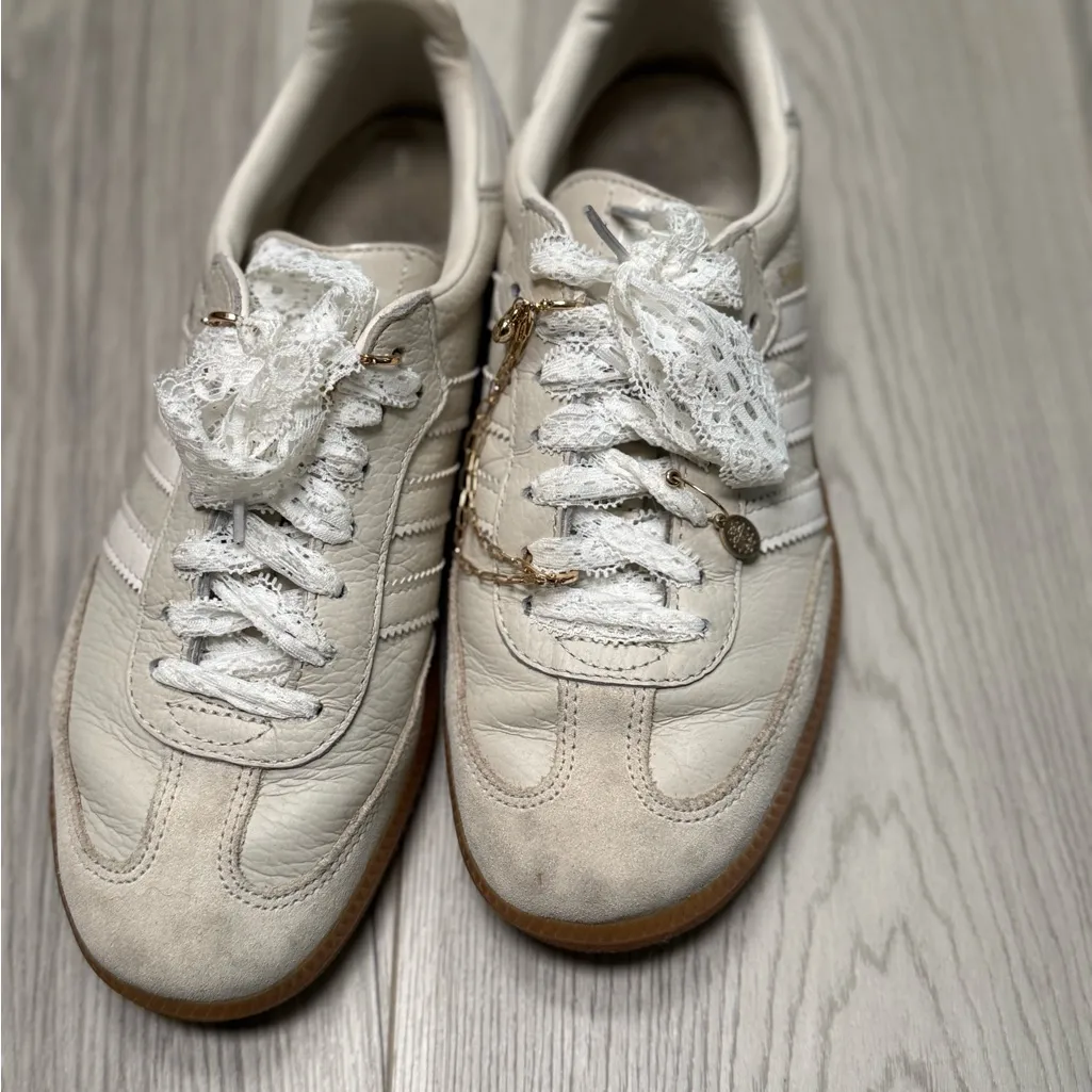 Adidas Samba OG in Aluminum/Chalk White/Wonder Beige - Image 7