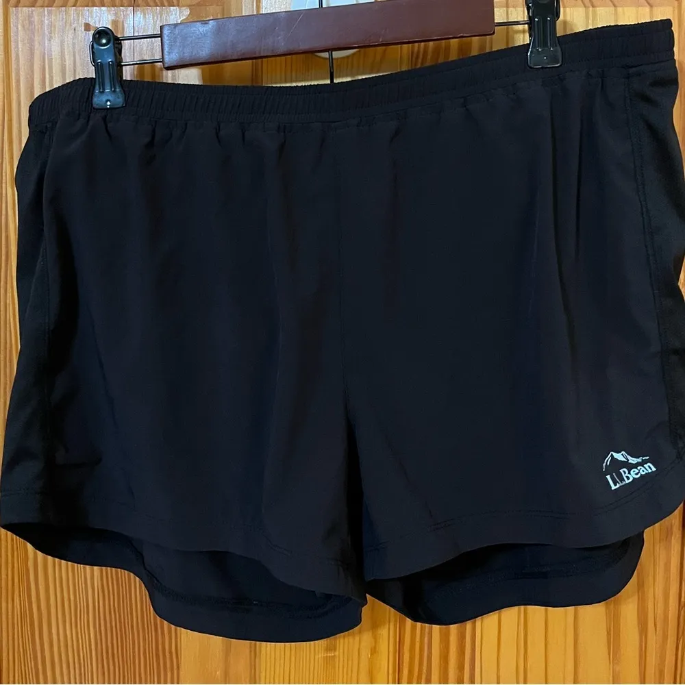 L.L. Bean Black Athletic Shorts with Compression Liner Size L - Image 5