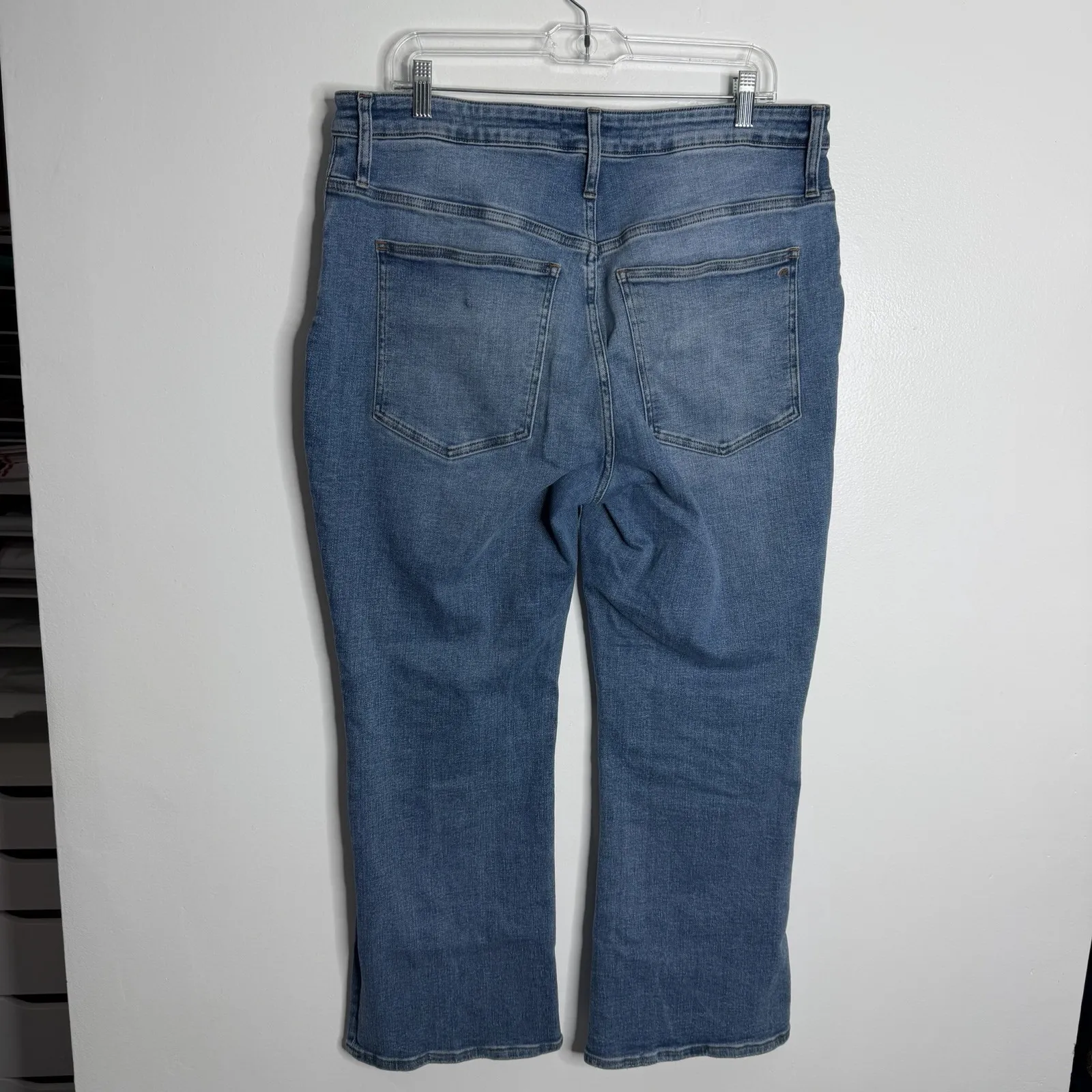 Madewell Curvy Kick Out Crop‎ Jean In Mather Wash Blue NN425 Size 33 - Image 2