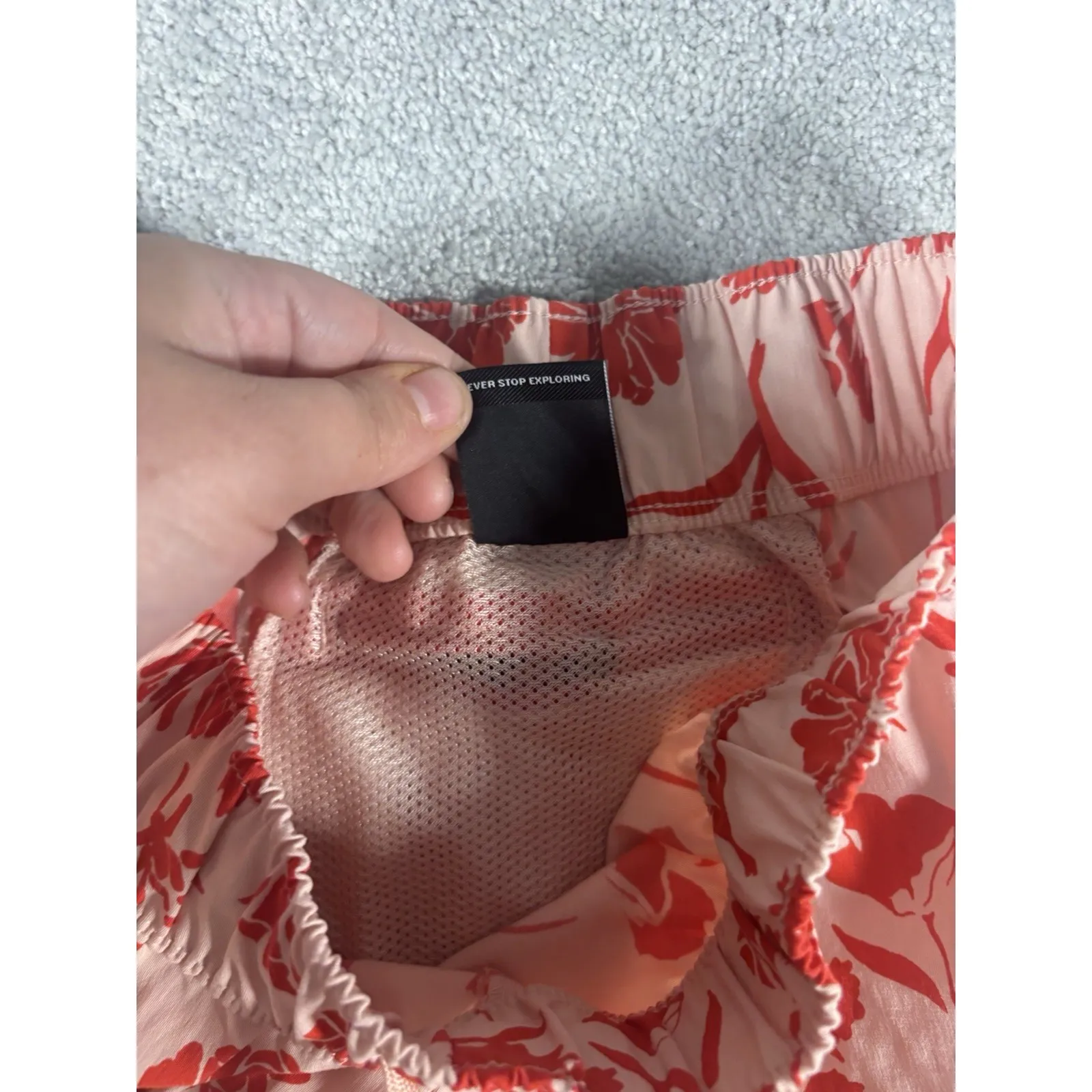 The North Face | Red/Pink‎ Class V Mini Shorts Size Small - Image 4