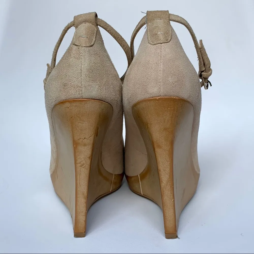 GUESS Tan Suede Wedge Heels - Image 9
