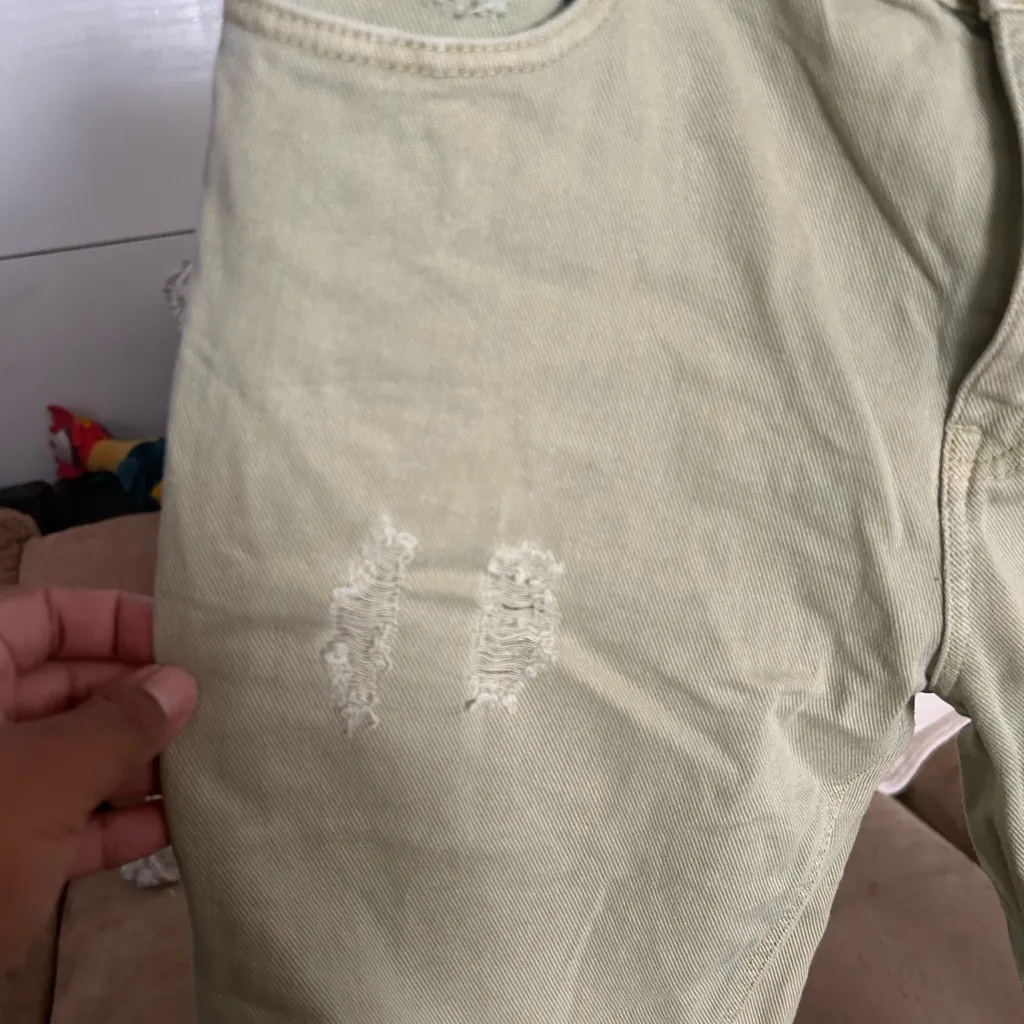 Zara Basic Vintage Denim in Light Green - Image 4