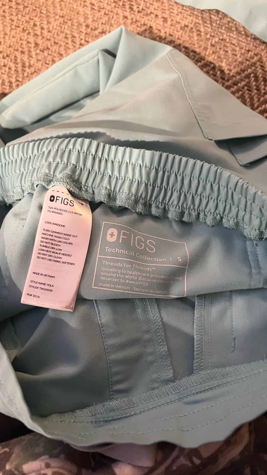 FIGS Set Scrubs - Image 4