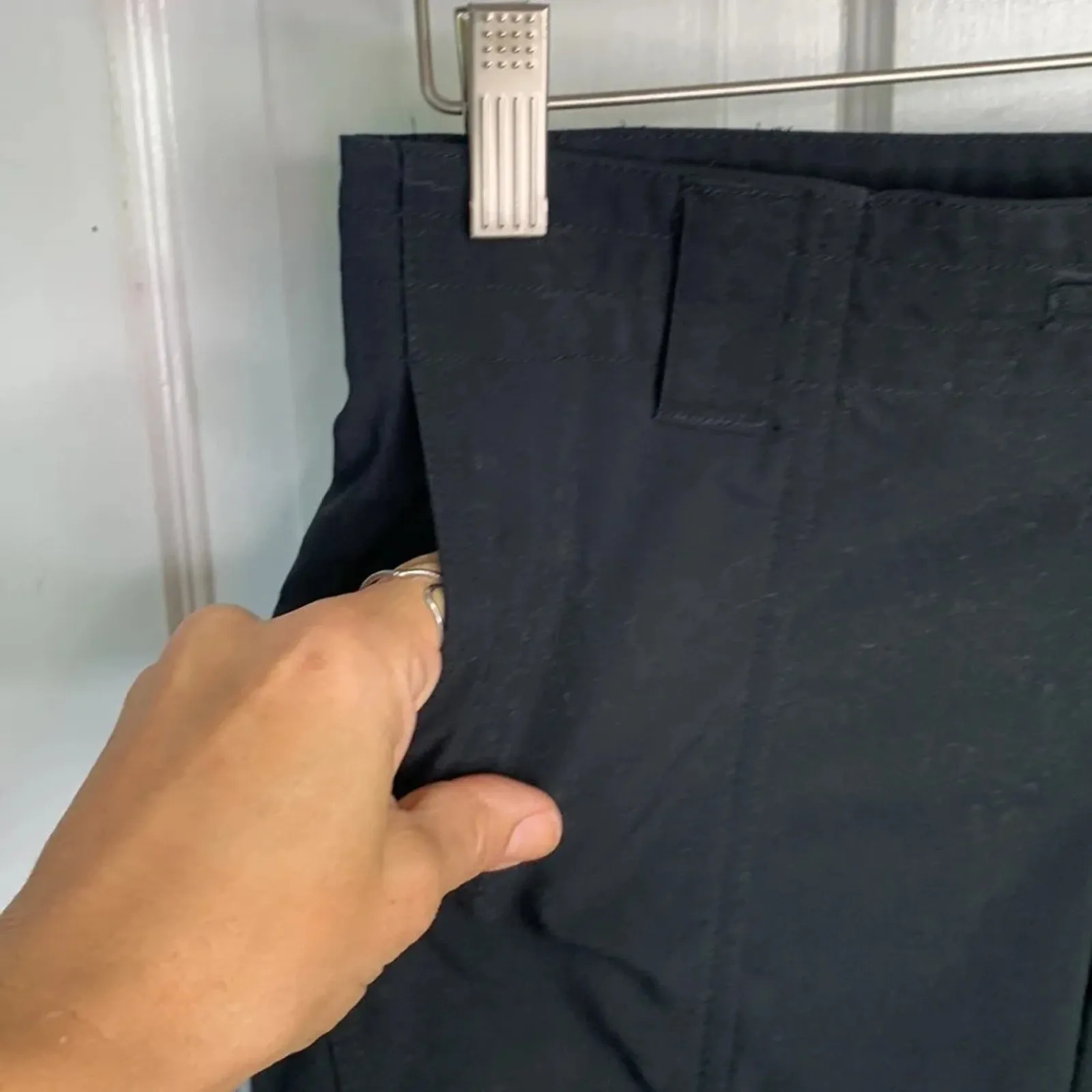 Patagonia Women’s Black Inter-Continental Capris Outdoors Pants W-438 Sz 6 - Image 2