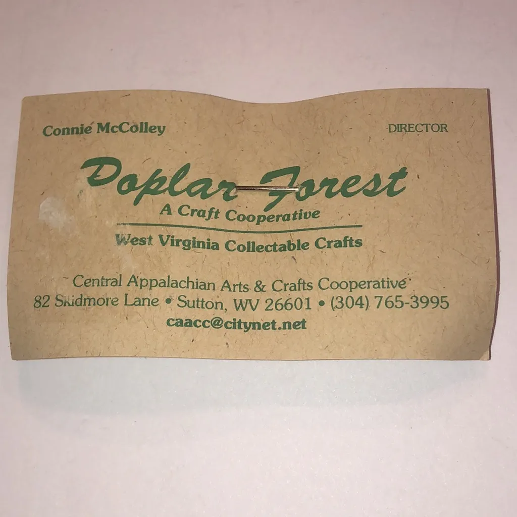 Vintage Floral Hand Painted Rectangular Brooch with Aged Silver Tone Trim White - Image 4