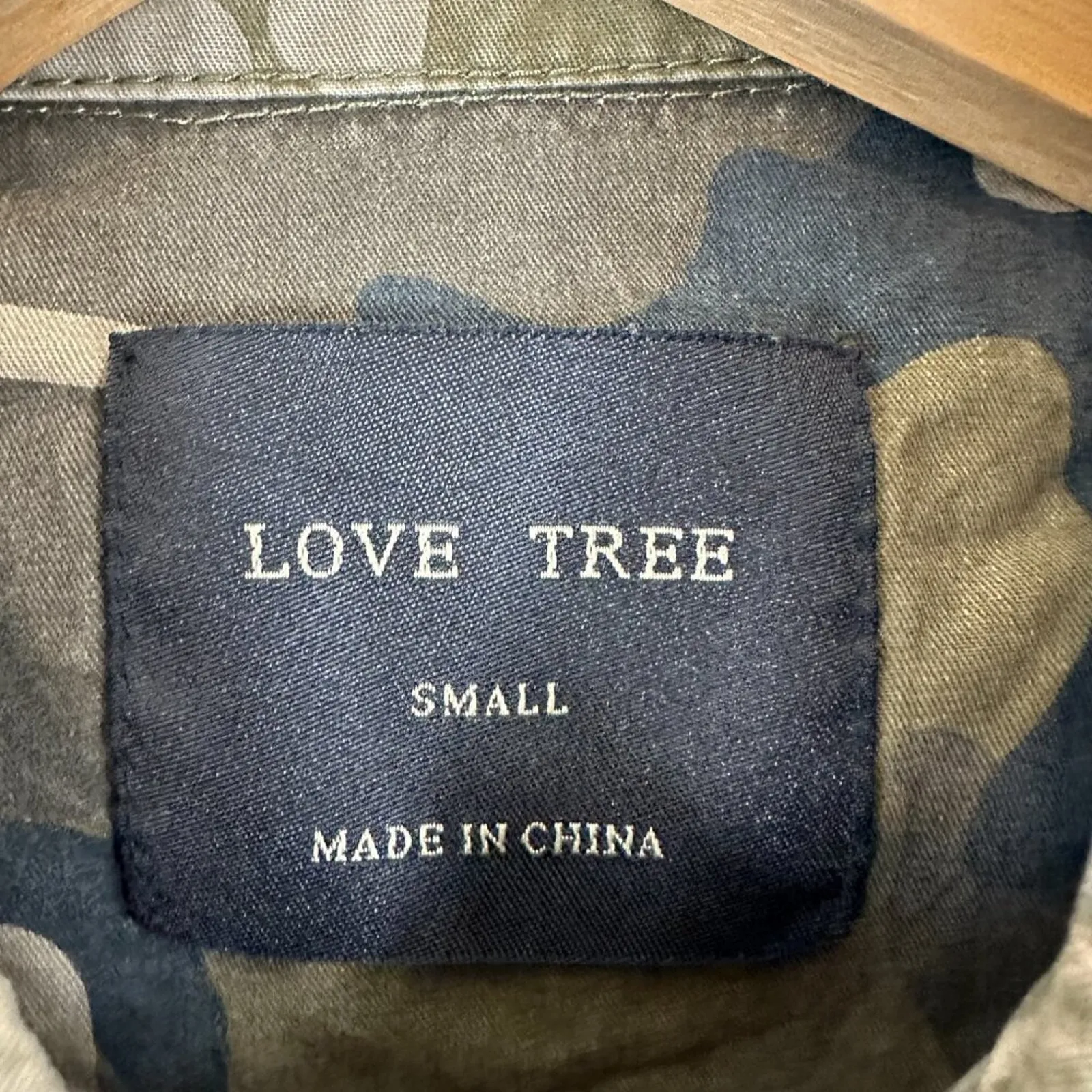 Love Tree Utility Jacket Womens S Camo Distressed Cotton Military Grunge Biker - Image 4