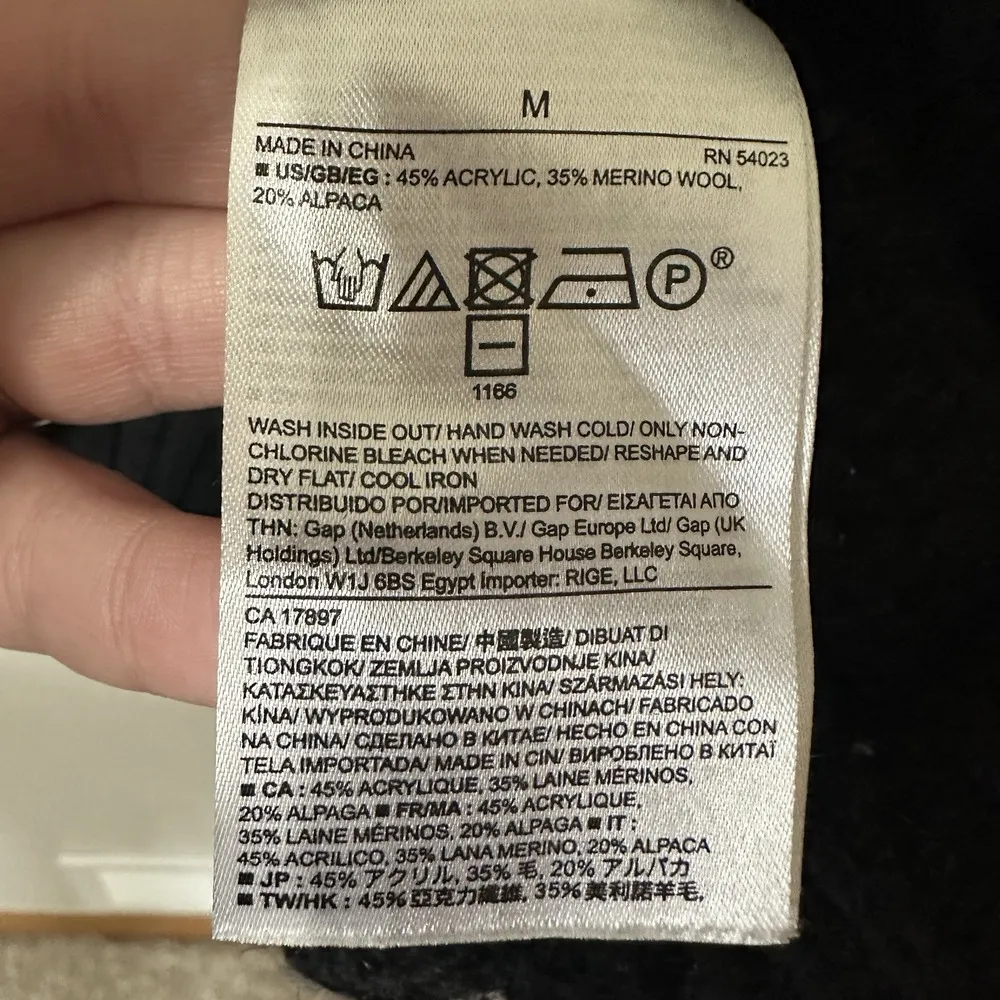 Banana Republic Black Cowl Turtleneck Knit Sweater Italian Yarn Wool Alpaca Sz M - Image 6