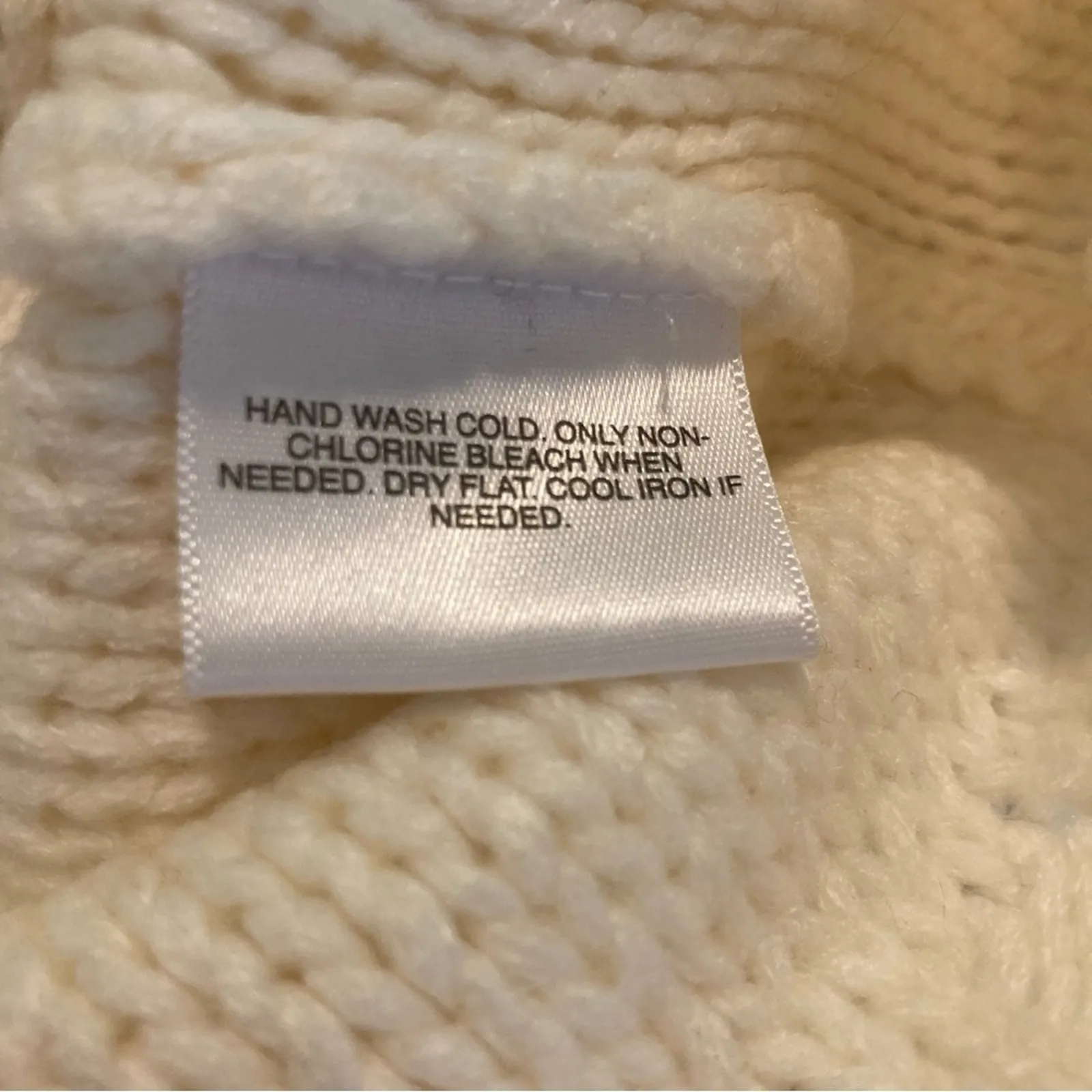 Apostrophe Elbow-length Sleeve Chunky Pompom Cable Knit Cream Pullover Sweater-M - Image 8