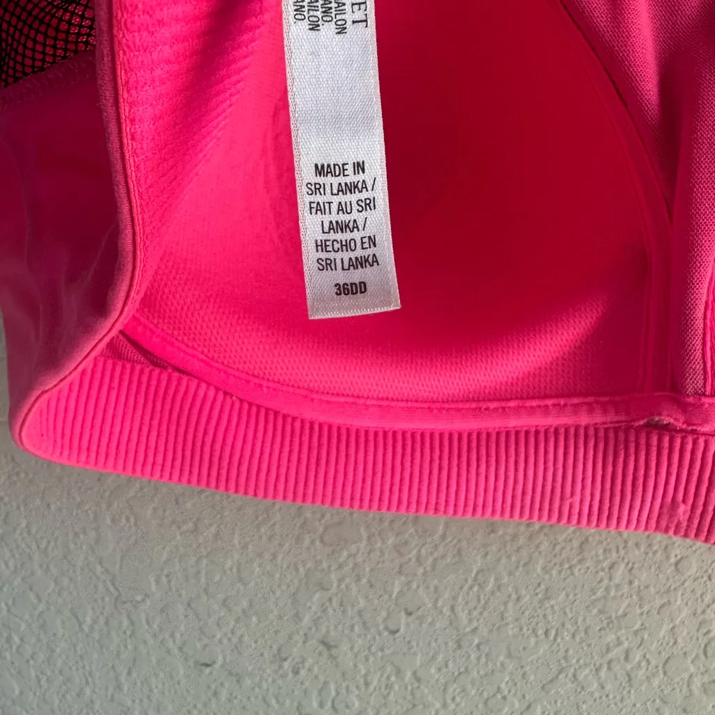 💖VSX Pink Full Support Sports Bra Size undefined - Image 8
