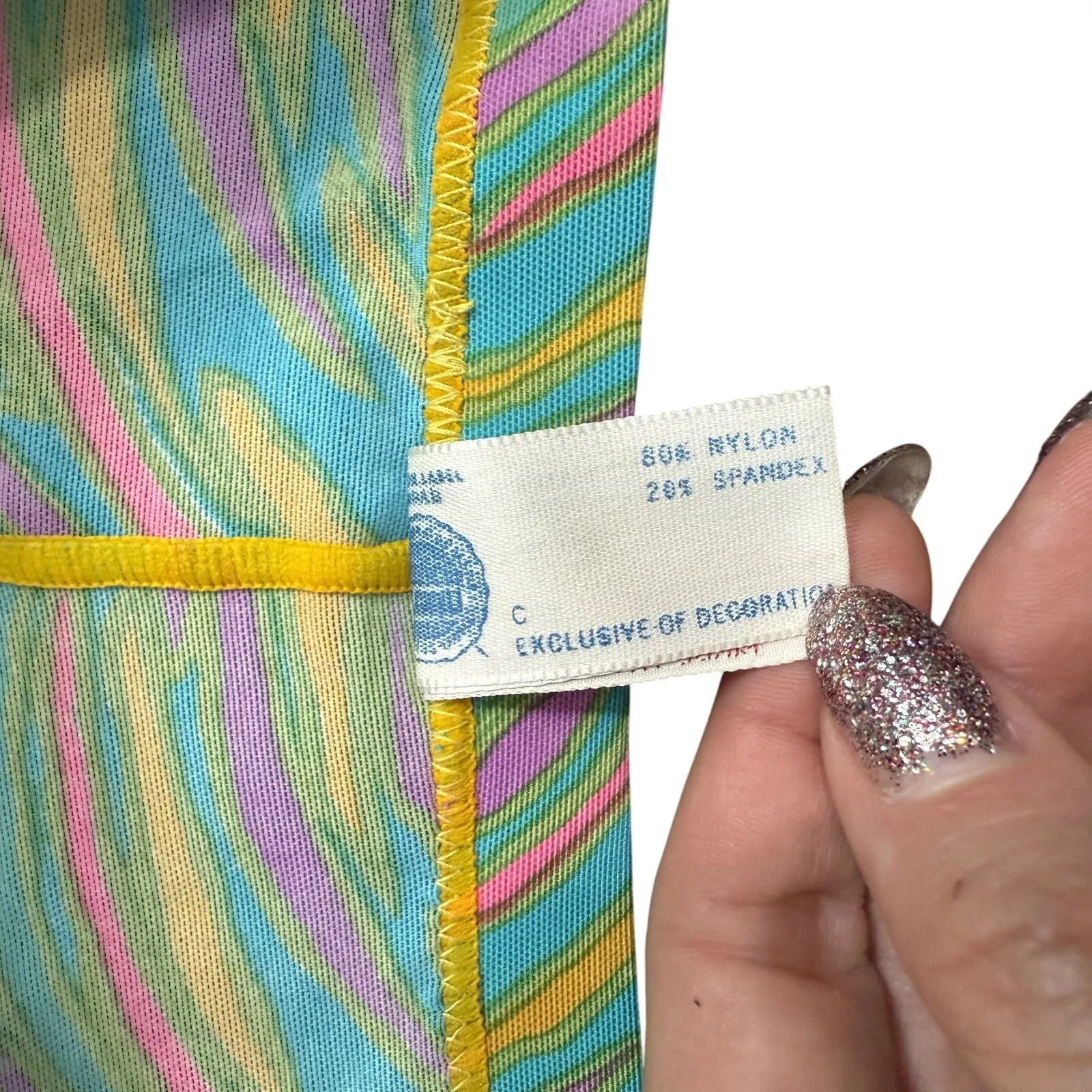 Vintage 70s Shape - Image 6