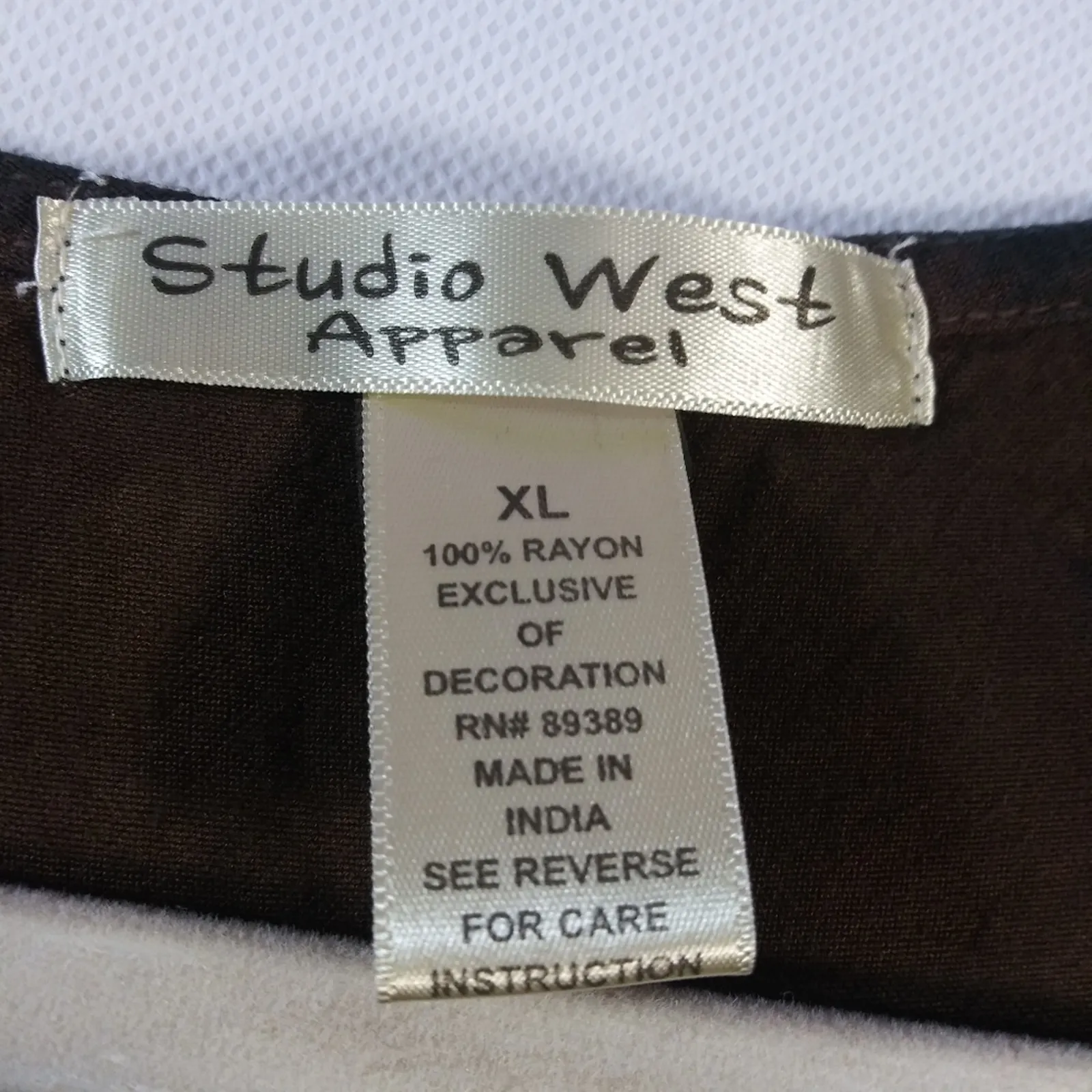 Studio West Apparel Black Tie Dye Boho Popover Shawl Fringe Size XL - Image 4