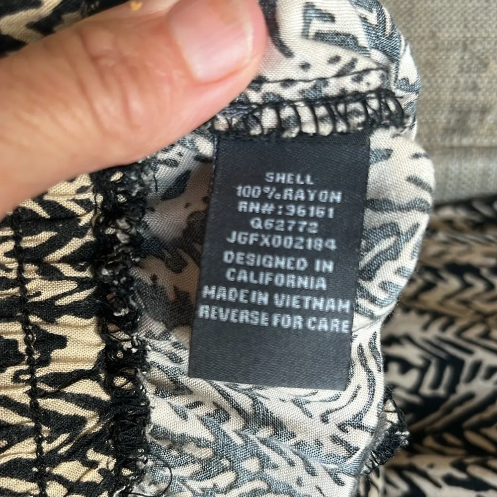 BeBop Lightweight Elastic Waist Skinny Pants - Image 12