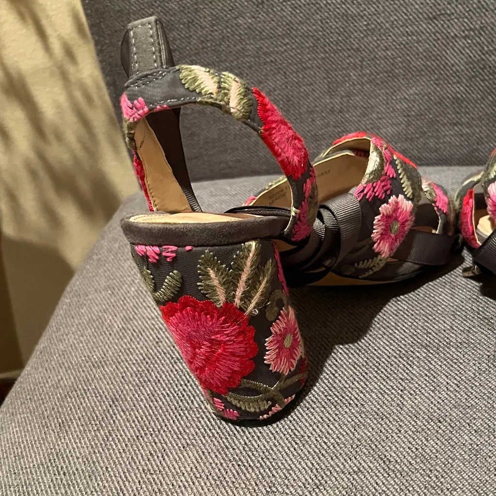 Topshop | Floral Embroidered Floral Women's Heels Pink Gray Tie Up Size 36 - Image 6