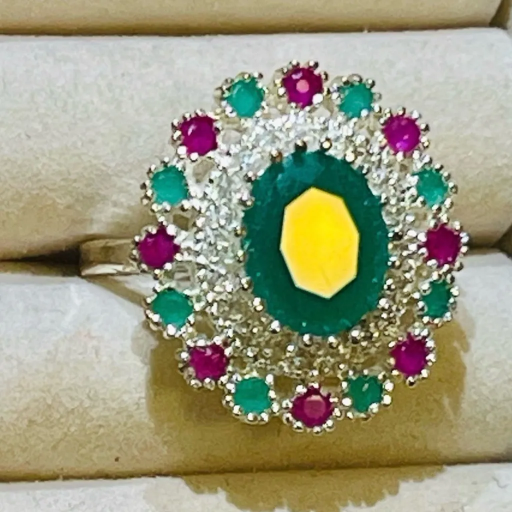 Elegant Silver Ring with Green and Pink Stones - Image 2