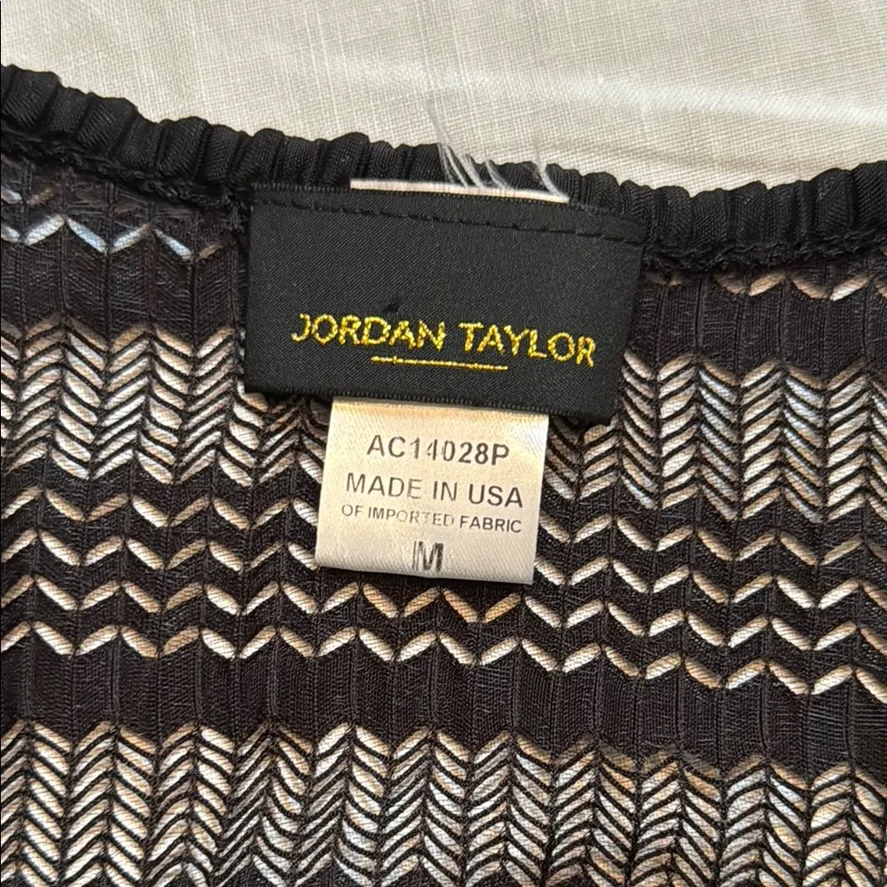 Jordan Taylor V-Neck Placket Bell Sleeve Tunic - Arrow Chevron - Image 3