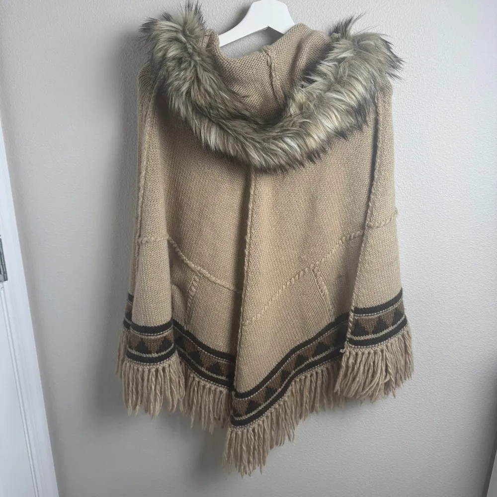 Lauren RL Alpaca Wool Hooded Faux Fur Poncho Sweater Fringe Gray Size undefined - Image 5