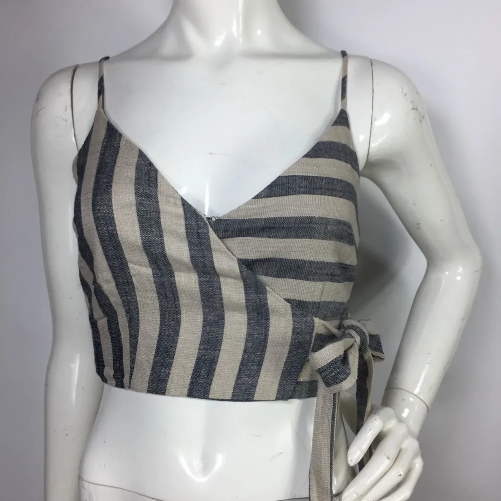 ASTR Linen Striped Wrap Crop Top With Bow XS - Image 14