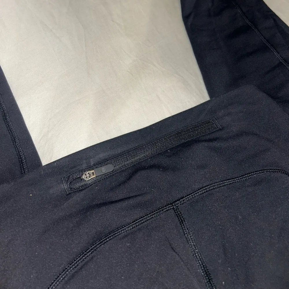 Lululemon run on tight - black leggings size 6! - Image 7