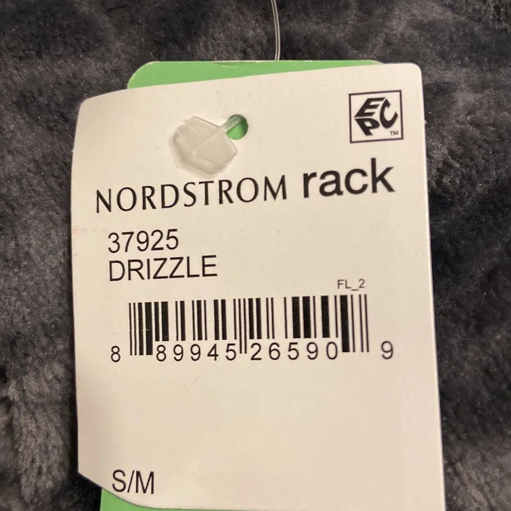 HONEYDEW INTIMATES BATHROBE SIZE S/M BRAND NEW LENGTH 34” COLOR GRAY SO FLUFFY - Image 11