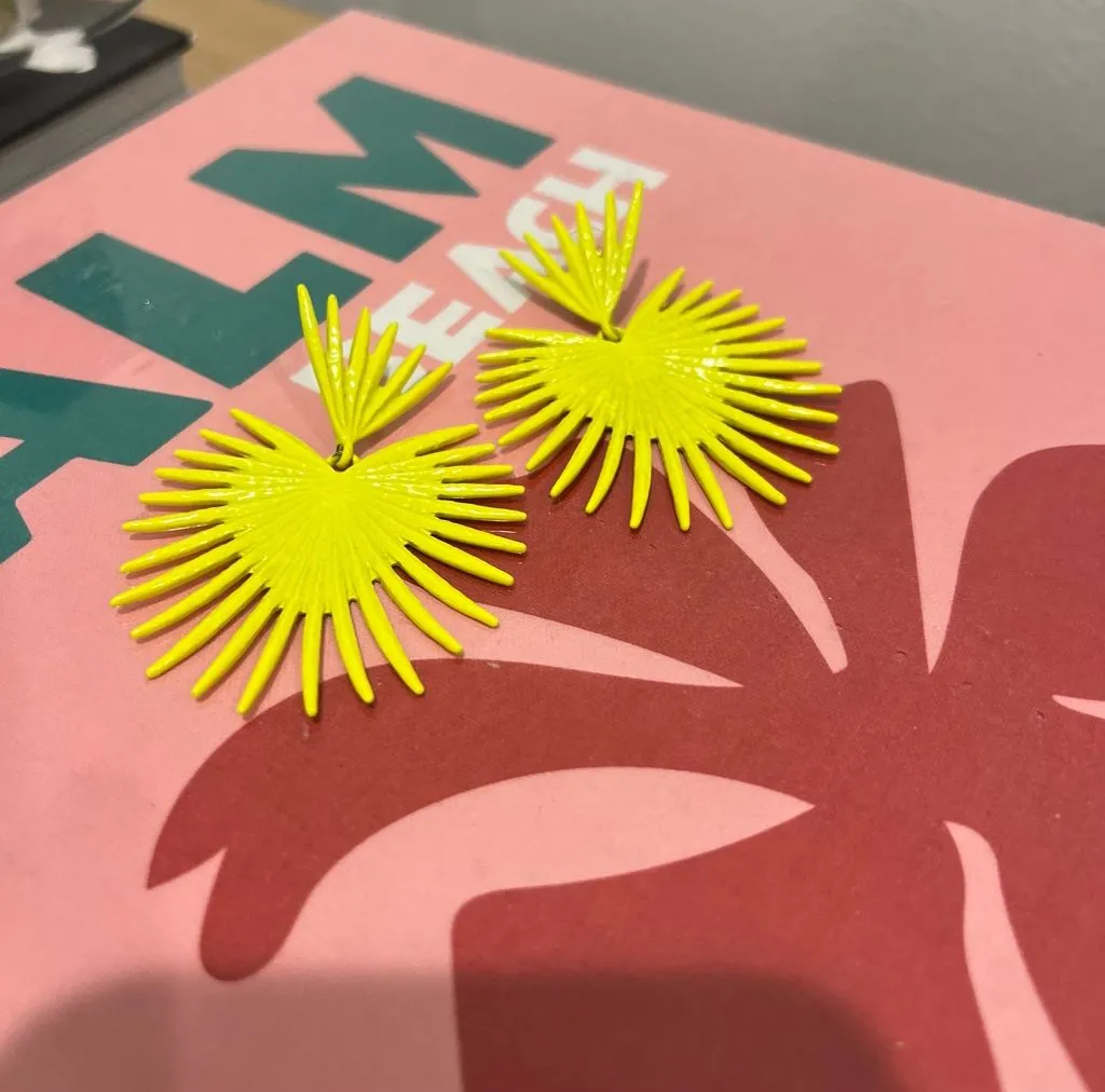 Sunburst Oversized Earrings Yellow - Image 2