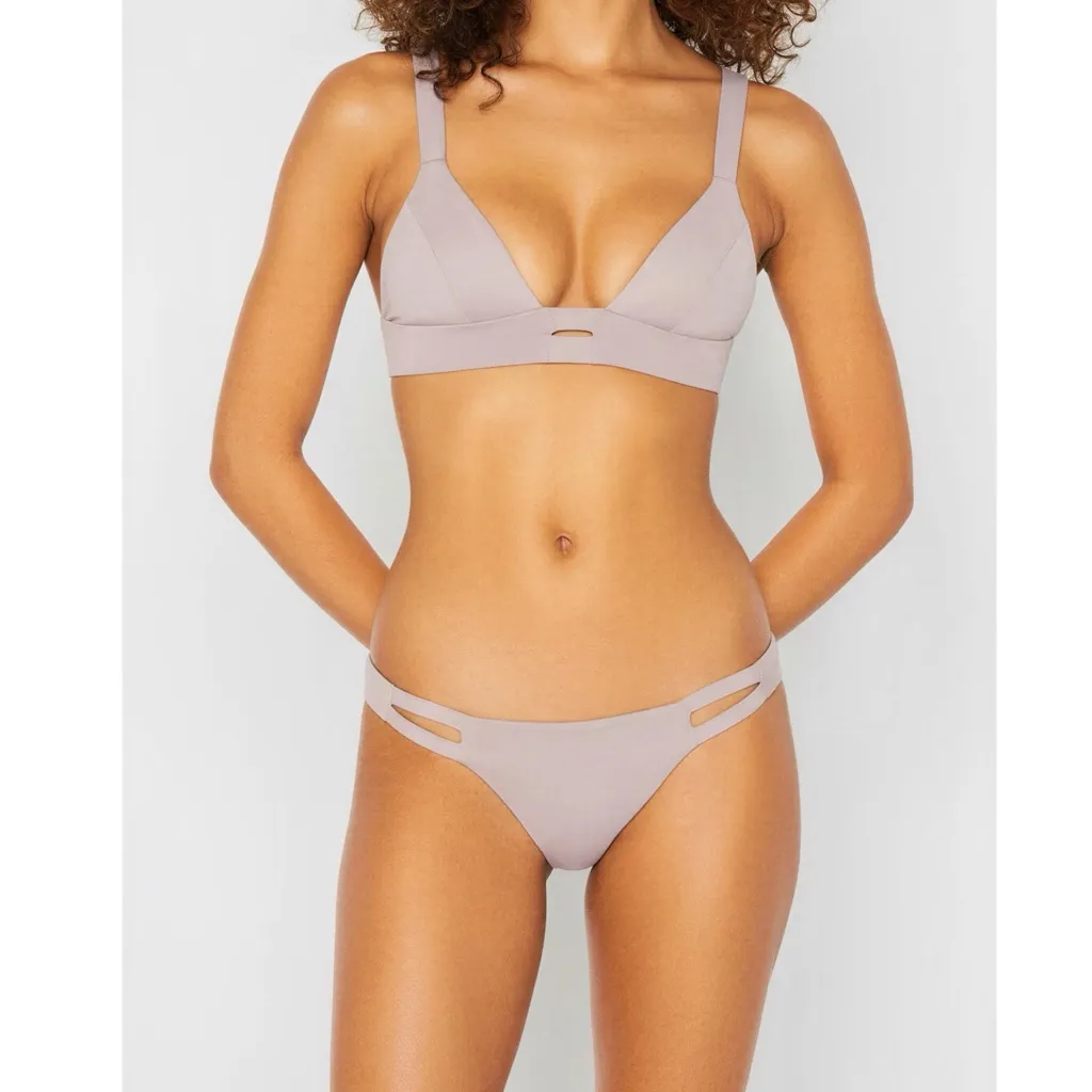 VITAMIN A Bikini Set Neutra Bralette & Neutra Hipster Bottom, Mallorca, S/6 - Image 3