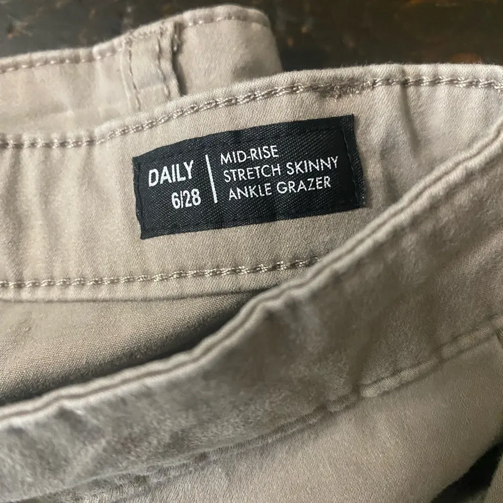 Buffalo David Bitton Tan Daily Mid Rise Stretch Skinny Ankle Grazer - Image 3