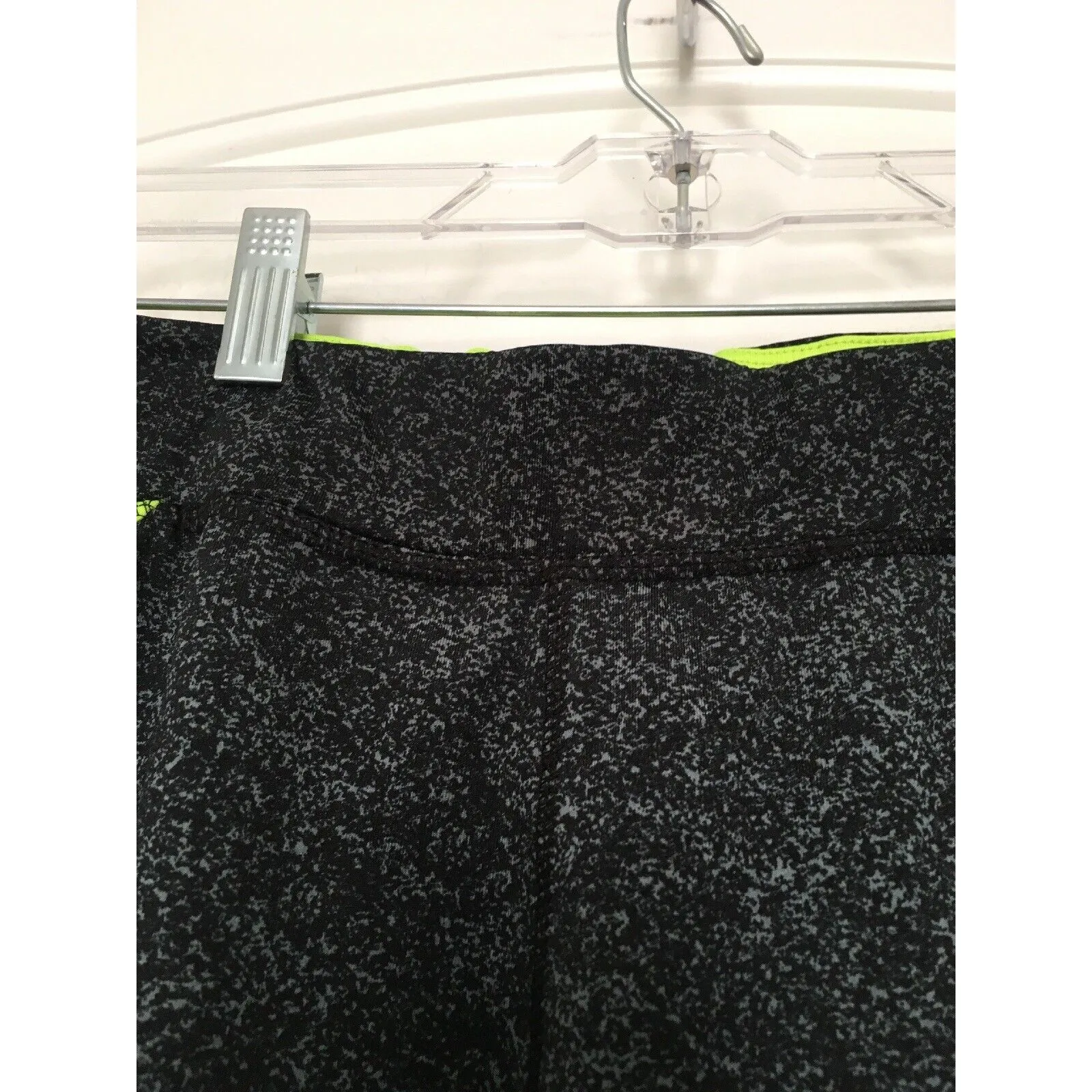 Love Nation Women's Juniors Capri Pants Activewear Size Medium Multicolor - Image 5