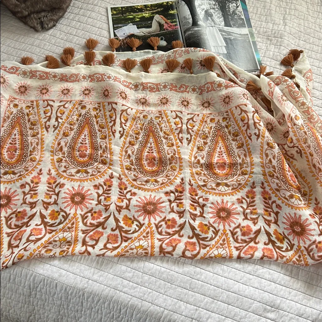 Spartina 449 linen cream boho tassel Paisley, printed scarf shawl wrap OS - Image 12