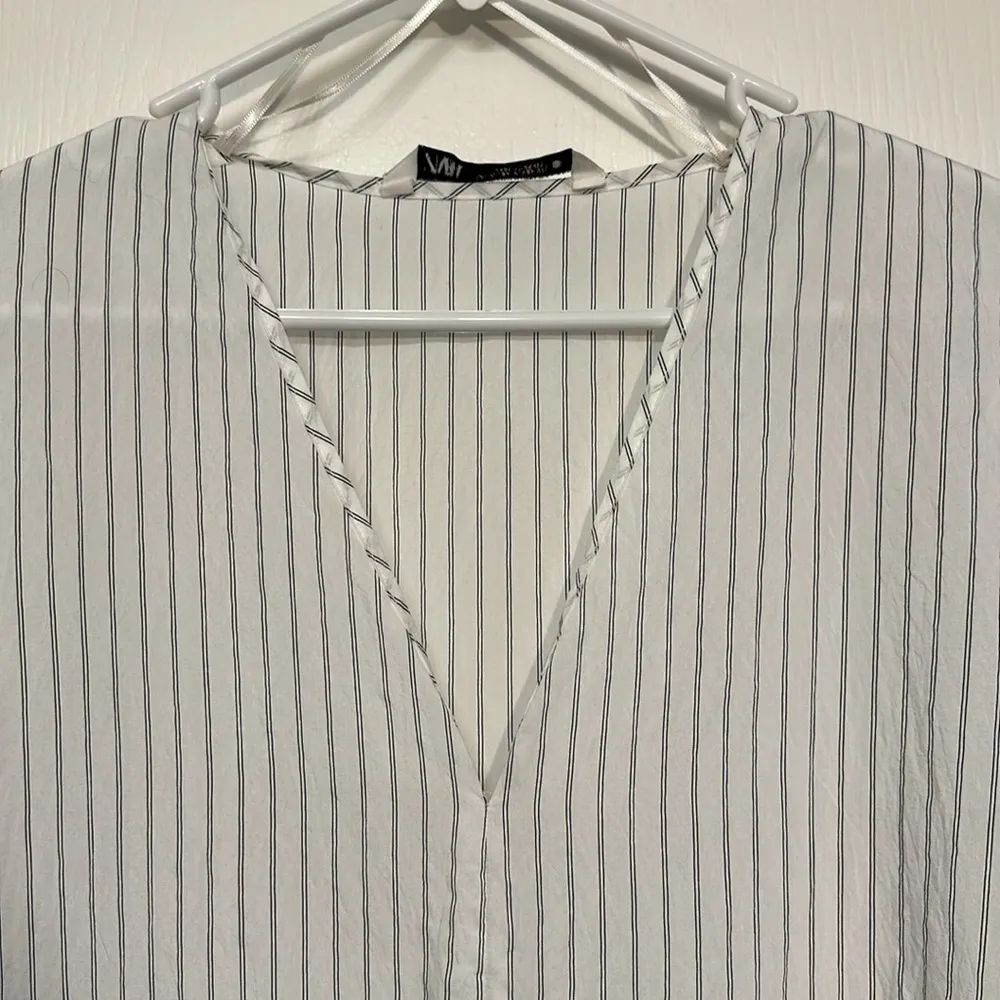 Women's Zara Oyster White Stripe Long Dress Pockets Size Med EUC #2055 - Image 9