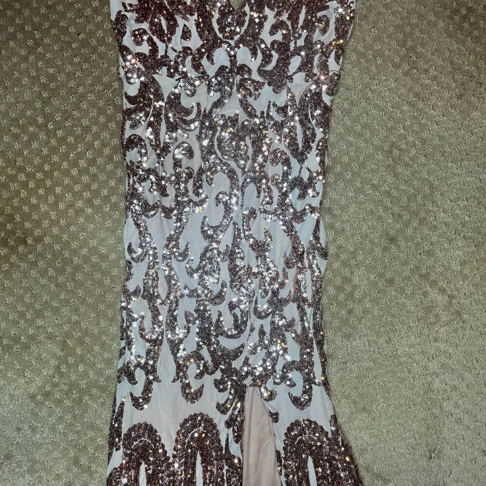 Agaci Gold Sequin High Slit Fitted Gown SZ L 8/10 Formal Gala Prom Stretchy - Image 3