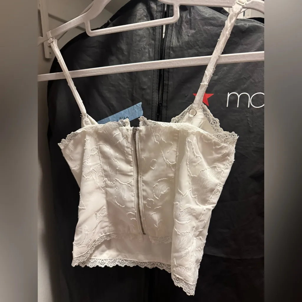 RUNAWAY THE LABEL - LARINA TOP - WHITE - Image 12